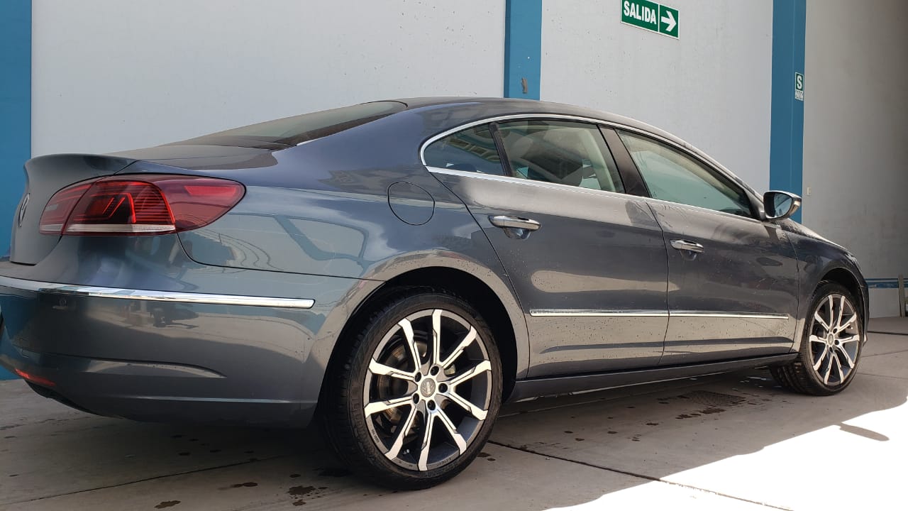 Cliente atendido por Llantas Runflat — instalación de llantas y neumáticos premium