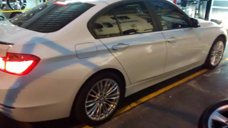 Cliente atendido por Llantas Runflat — instalación de llantas y neumáticos premium